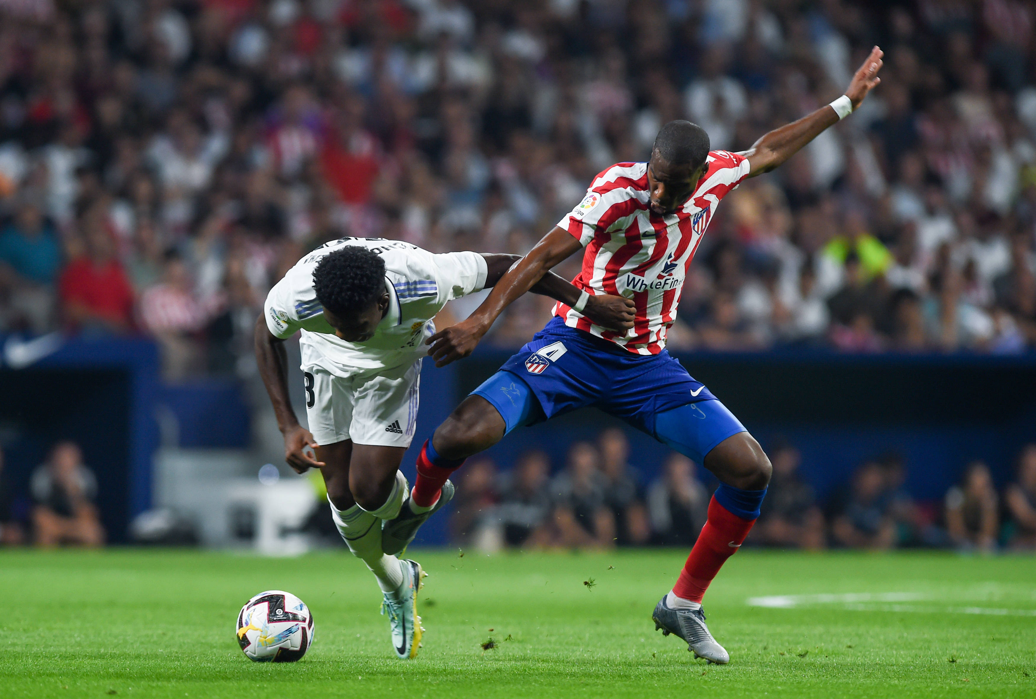 九游礼包-CBA季后赛赛程吃紧，马德里竞技加时末段篮板制胜，引发热议，更衣室氛围转暖的简单介绍