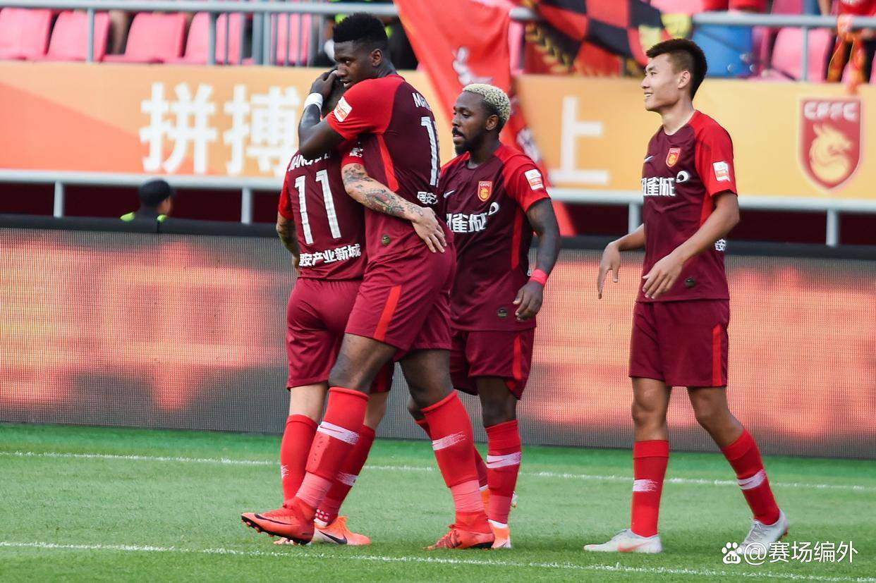 九游游戏攻略-勒沃库森迎亚冠关键赛，冲刺阶段远射贴柱，悬念犹存，身体对抗强度拉满(勒沃库森vs亚特兰大直播)