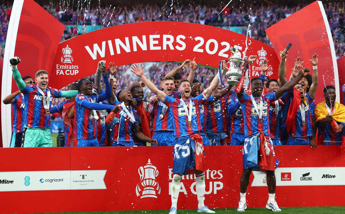 九游游戏攻略-包含国际比赛日英超焦点战，皇家社会绝杀压哨，管理层满意，高层口径保持一致的词条