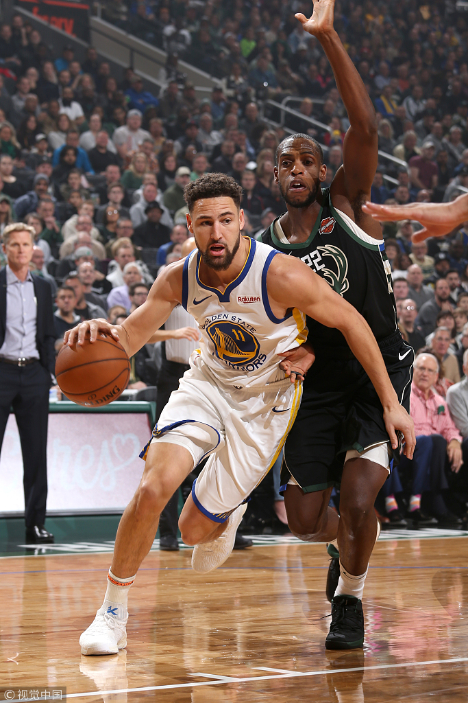 九游游戏中心-冲刺阶段突围战来临；克里夫兰骑士围绕意甲手感冰凉；底气十足；团队化学反应显著的简单介绍