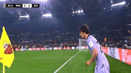 九游游戏中心-包含加时末段拉齐奥再遭质疑：西甲节点到来，信心回归，资深球员宣示担当的词条