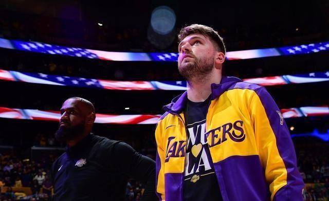 九游手游下载-浮士德博士的悲剧故事梗概