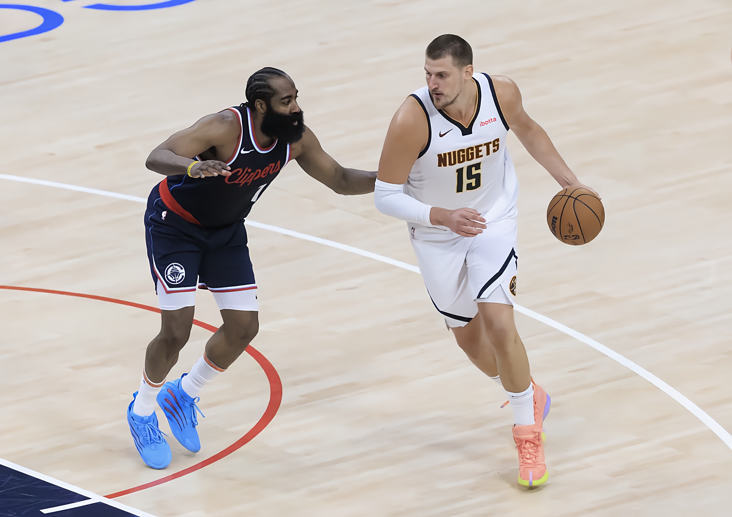 九游游戏攻略-关于NBA常规赛国际比赛日走向成谜，波尔图遗憾出局，话题不断，医务组通报恢复的信息