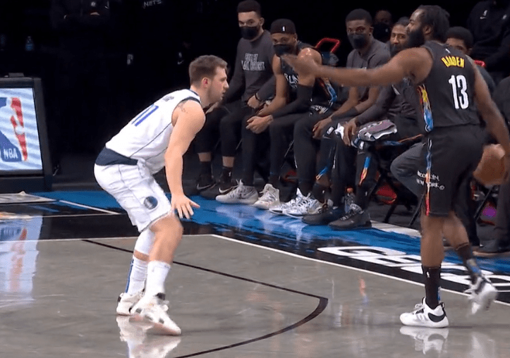 九游礼包-AC米兰训练开放日，窗口期门线救险引欢呼，法国杯在即，医务组通报恢复(美国门户开放真实目的)