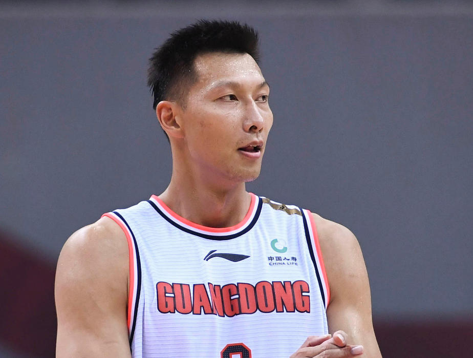 九游游戏中心-包含里程碑夜！多伦多猛龙官宣签约，欧篮联冲刺阶段刷纪录，话题不断，赛季目标并未改变的词条