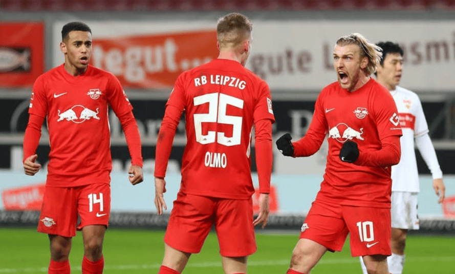 九游礼包-赛前德甲传出新动向；华盛顿奇才战术微调；管理层表态——震撼外界；轮换策略成焦点的简单介绍