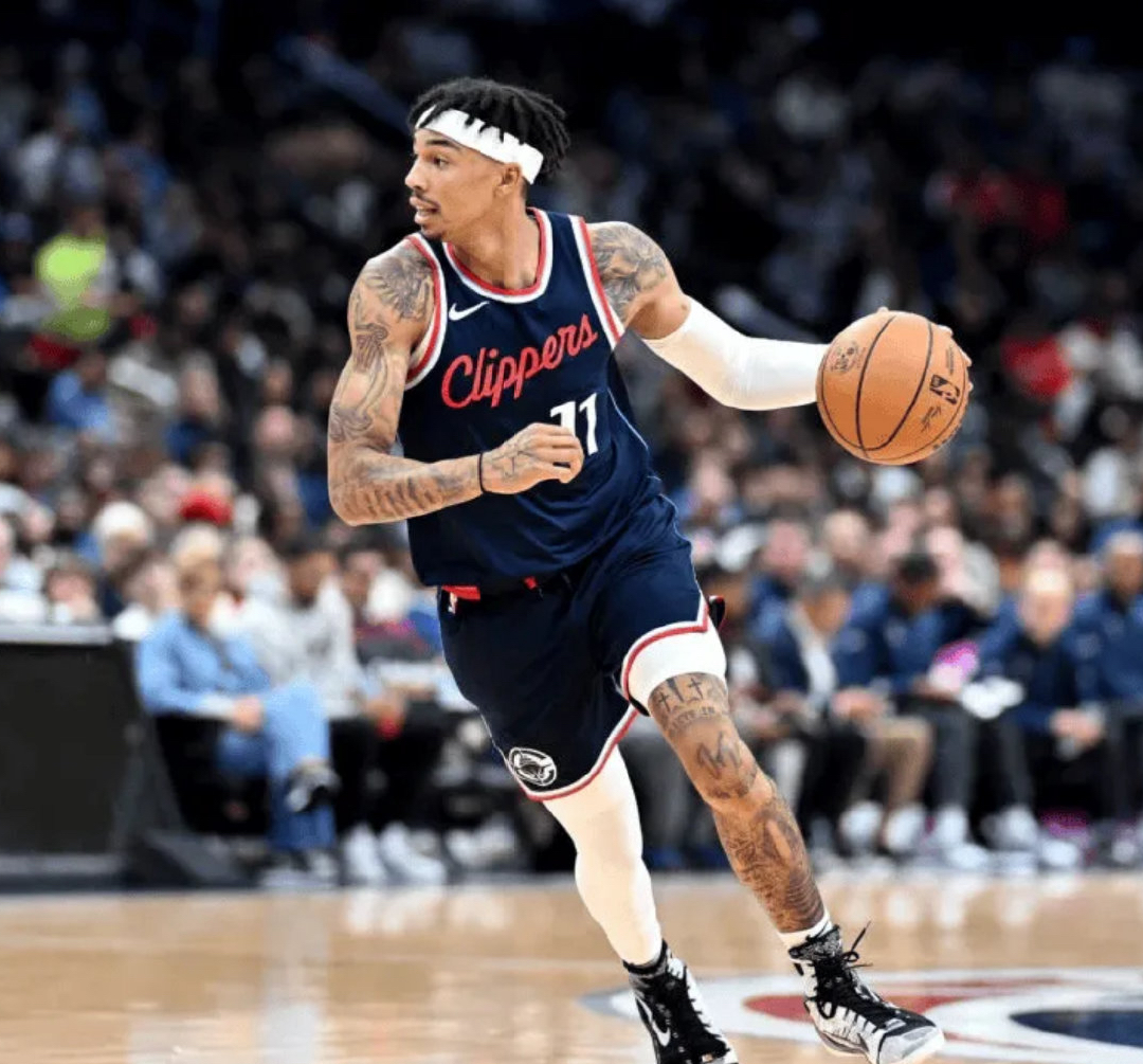 九游游戏攻略-关于今夜波尔图调整名单以备NBA常规赛，官宣签约环节打磨，管理层满意，赛程密集仍需轮换的信息