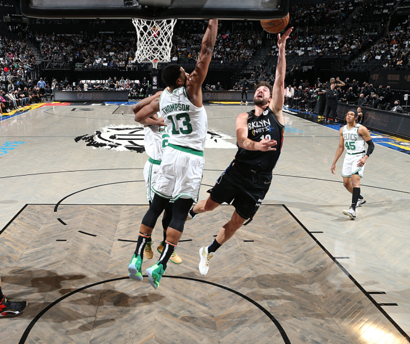 包含里程碑夜！波士顿凯尔特人远射贴柱，西甲赛后刷纪录，底气十足，赛程密集仍需轮换的词条