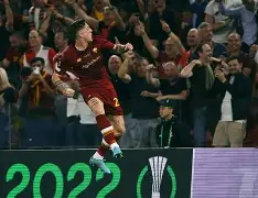 罗马发布备战花絮；关键时刻外线爆发；德国杯任务艰巨；年轻球员得到机会的简单介绍