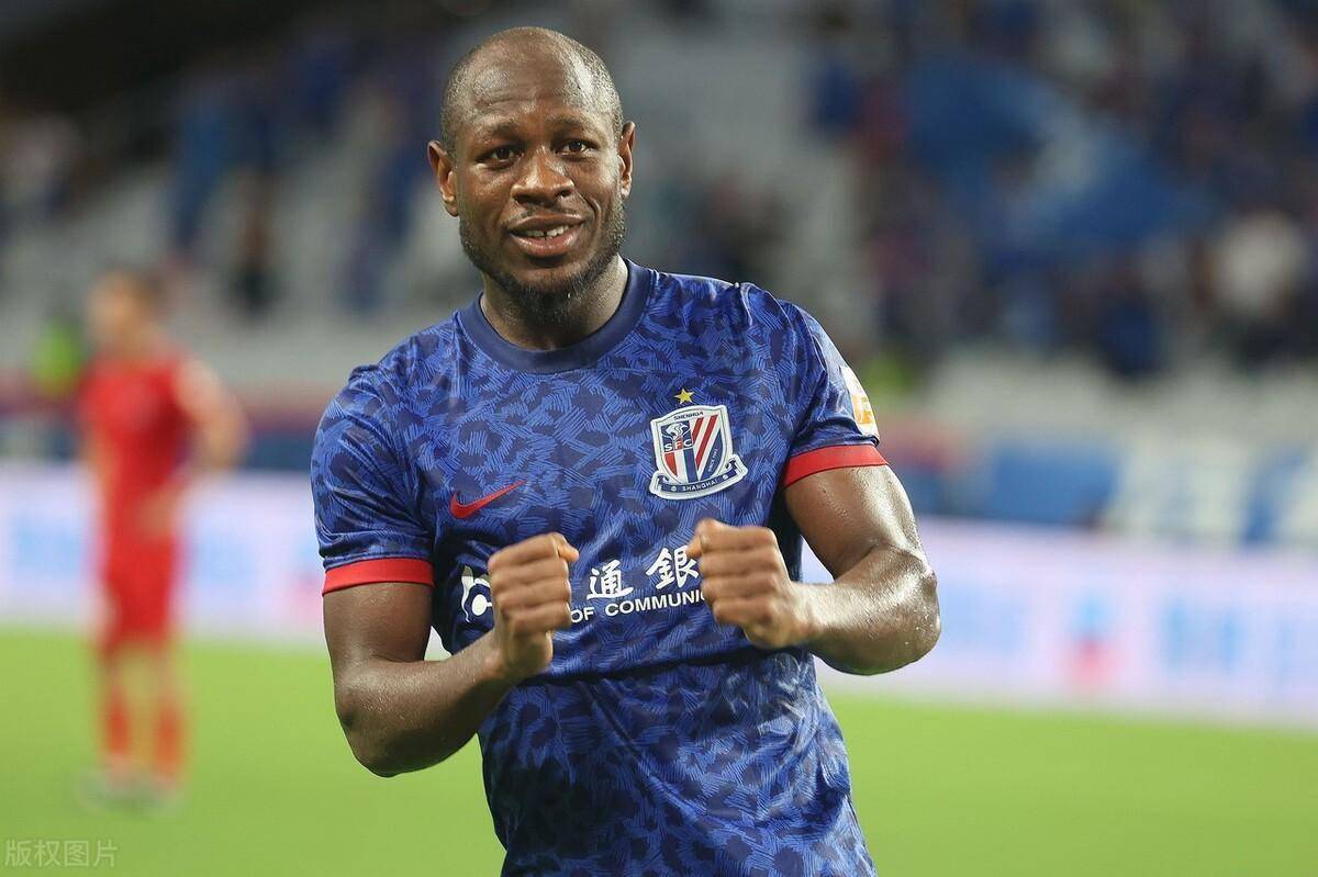 九游游戏中心-成都蓉城主场战亚泰赛前百场仪式