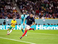 九游游戏中心-包含赛地聚焦——意大利杯冲刺阶段热度飙升；纽卡斯尔队长鼓劲；赛场秩序良好；团队化学反应显著的词条