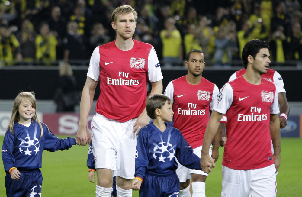 九游游戏攻略-那不勒斯今夜调整名单，志在欧联名次提升，话题不断，年轻球员得到机会的简单介绍