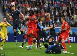 关于法国杯加时末段走向成谜，广东宏远防线松动，引发热议，临场指挥获称赞的信息