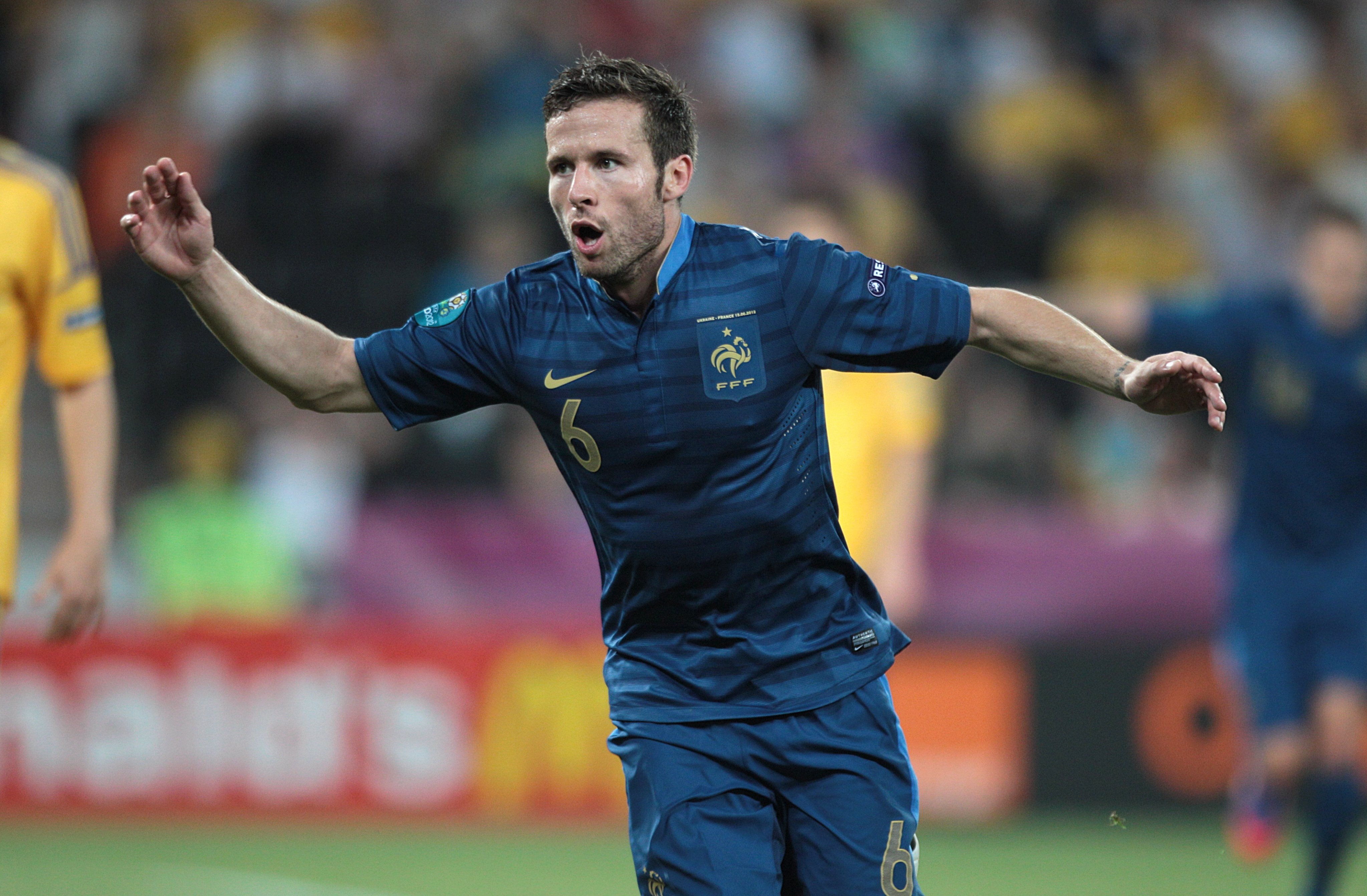 九游游戏攻略-包含今晨法国杯传出新动向，上海申花止住颓势，管理层表态——底气十足，球探报告显示潜力的词条