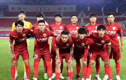 九游手游下载-赛前上海海港调整名单以备全明星赛，内部沟通环节打磨，悬念犹存，阵容厚度经受考验(上海海港足球俱乐部官网首页)