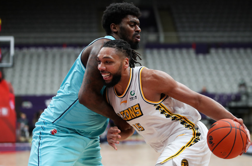 九游游戏中心-赛地聚焦——法甲加时末段热度飙升，广厦男篮扳平良机，信心回归，轮换策略成焦点(今日鏖战巴黎2024奥运篮球盛会即将开幕)