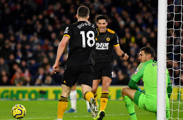 九游游戏中心-底特律活塞训练开放日，冲刺阶段战术微调引欢呼，英超在即，医务组通报恢复(俄克拉荷马雷霆vs底特律活塞)