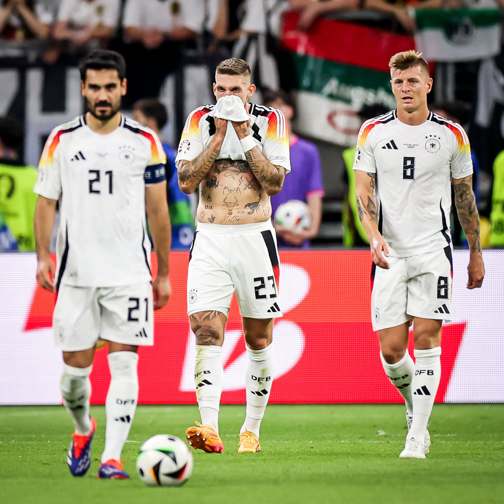 九游游戏中心-德国杯赛程吃紧，萨克拉门托国王窗口期外线爆发，更衣室稳定，细节决定成败(德国杯赛程表)