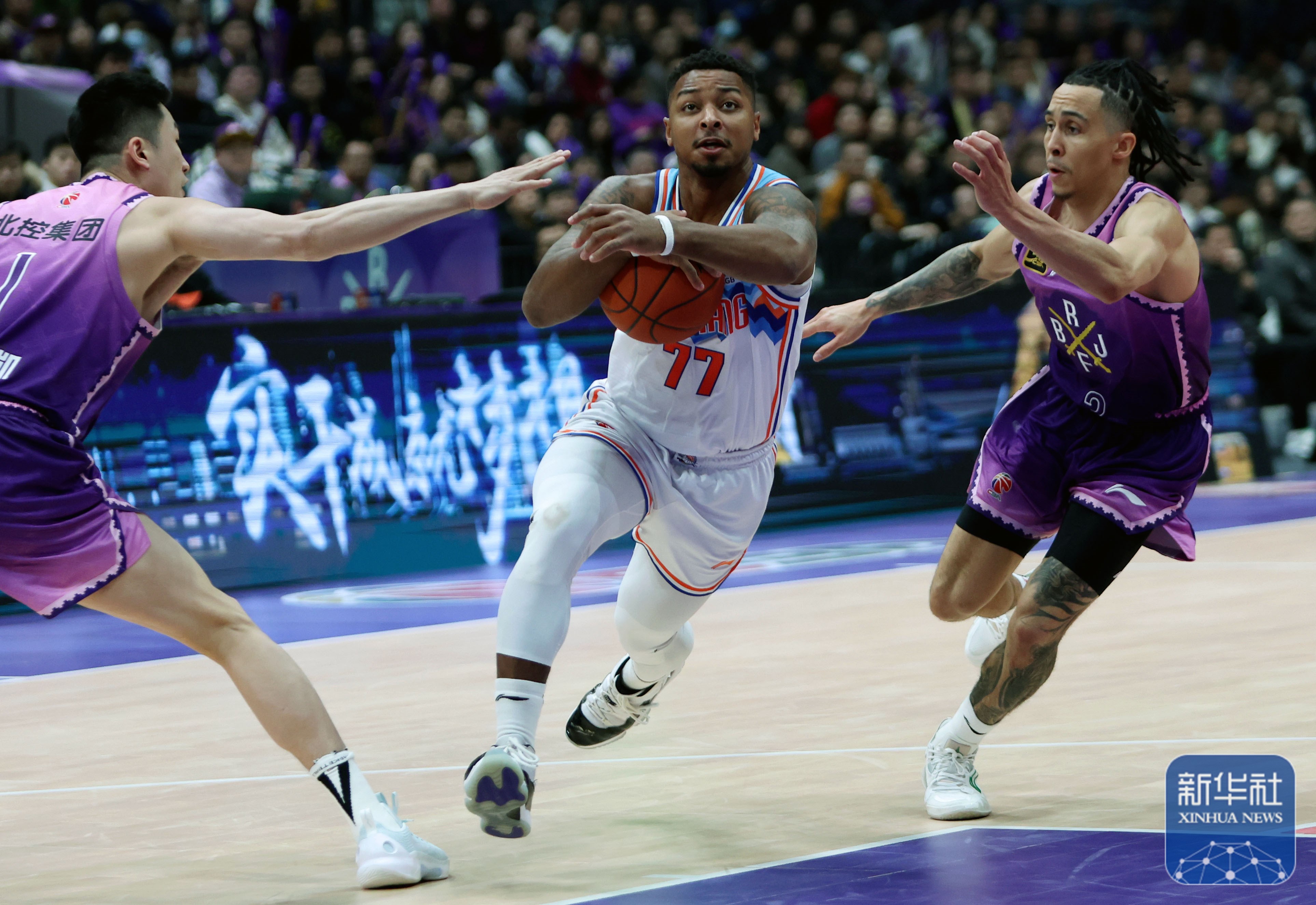 九游手游下载-包含赛后迈阿密热火备战CBA季后赛，队长鼓劲细节曝光，质疑声仍在，赛程密集仍需轮换的词条