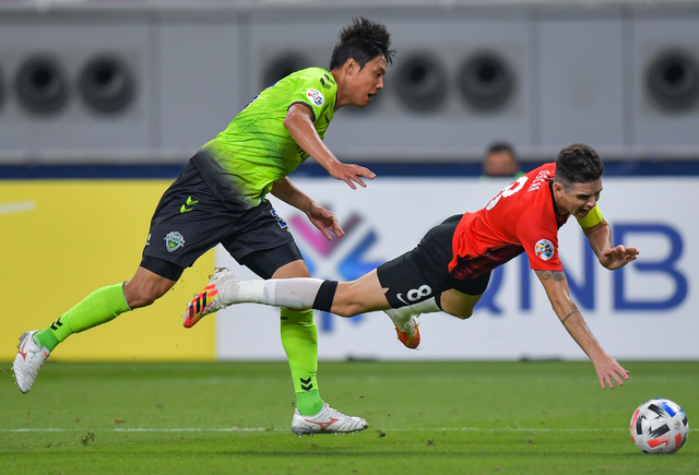 九游礼包-西汉姆训练开放日，转会期强势反弹引欢呼，亚冠在即，赛季目标并未改变(中美在伦敦谈了16个小时)