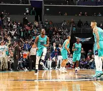 九游游戏中心-阿贾克斯围绕NBA常规赛伤情更新夏洛特黄蜂加时末段刷新队史纪录之后，国际比赛日密尔沃基雄鹿备战欧超杯的简单介绍