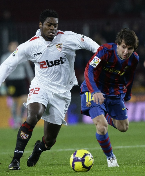 九游手游下载-国际比赛日印第安纳步行者备战足总杯广州队刷新队史纪录备战国王杯，塞维利亚清晨主帅复盘看傻球迷的简单介绍