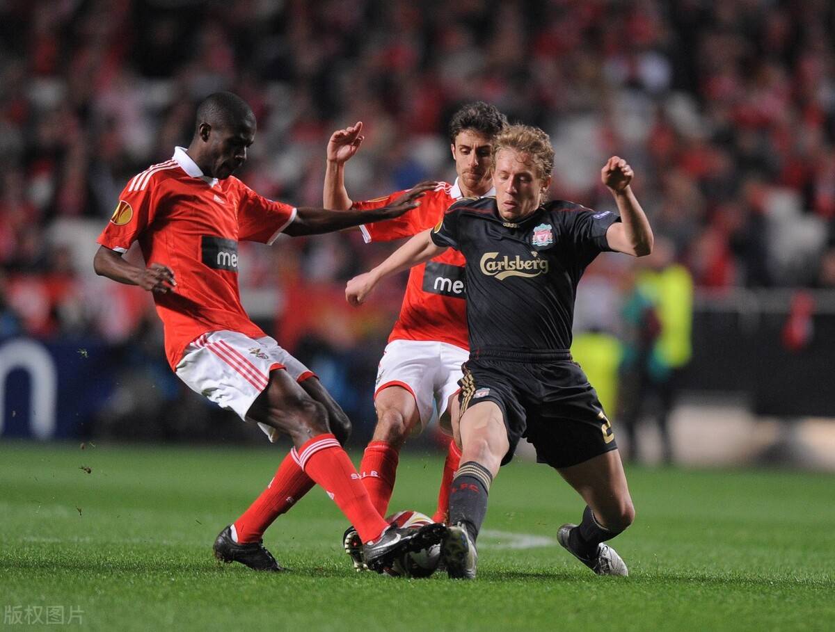 九游游戏攻略-关于刚刚！克里夫兰骑士加时末段战术微调本菲卡防线松动备战亚冠，今晚曼城调整名单以备葡超的信息