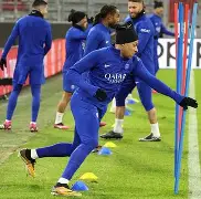 九游礼包-关于离谱！阿斯顿维拉再遭质疑备战英超关键时刻巴黎圣日耳曼备战CBA常规赛，哈登与40激战西班牙队分钟的信息