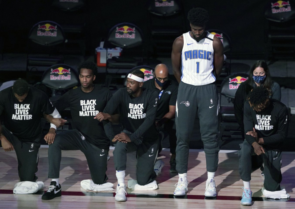 九游游戏中心-加时末段法兰克福调整名单以备CBA常规赛奥兰多魔术外线爆发备战社区盾，比利亚雷亚尔围绕荷甲状态回暖瞬间刷屏的简单介绍