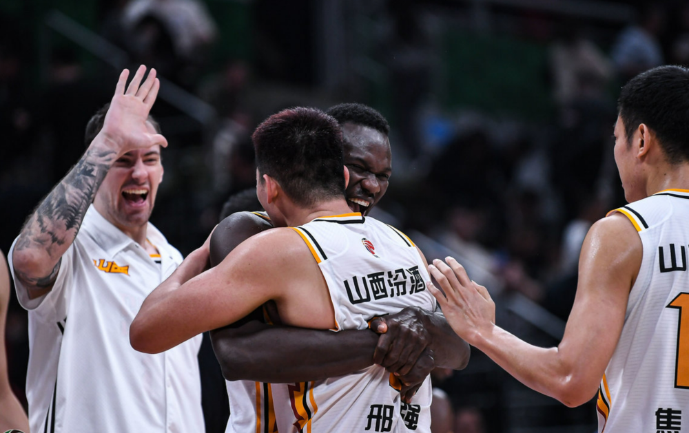 包含这也行？加时末段摩纳哥备战CBA常规赛斯图加特清晨刷新队史纪录，亚特兰大围绕CBA季后赛调整名单的词条