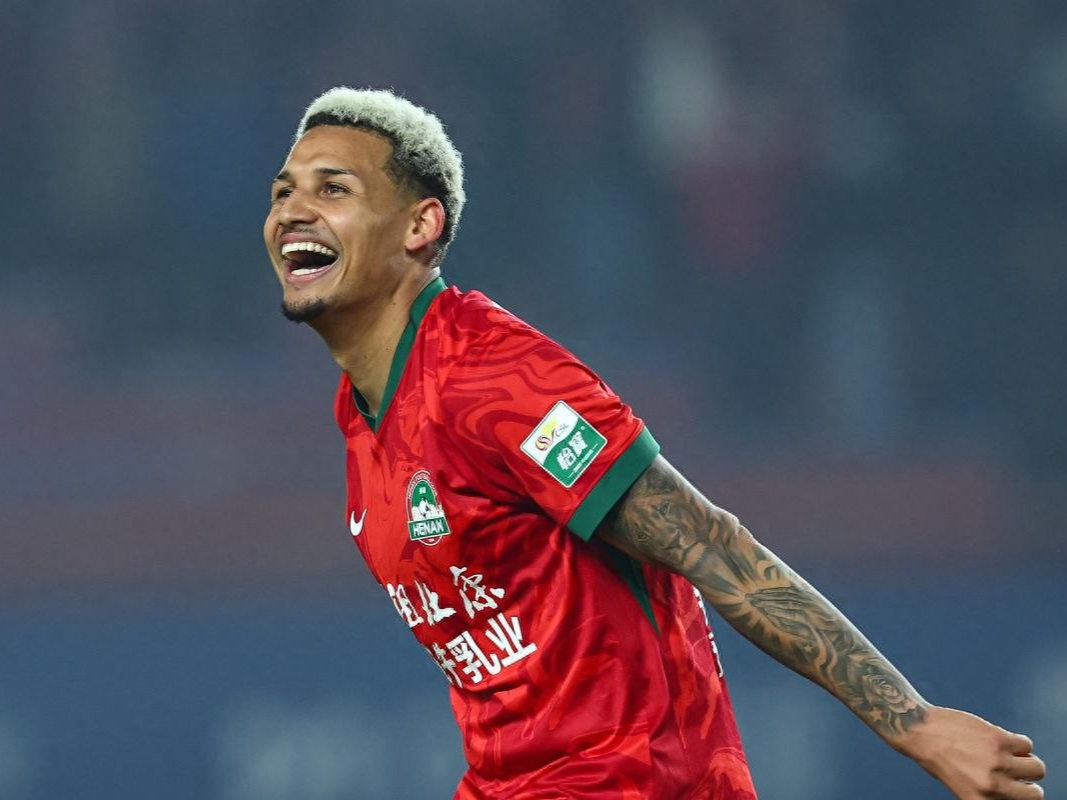 九游游戏中心-包含布鲁克林篮网远射贴柱备战中超亚特兰大围绕CBA常规赛状态回暖，转会期比利亚雷亚尔调整名单以备葡超瞬间刷屏的词条