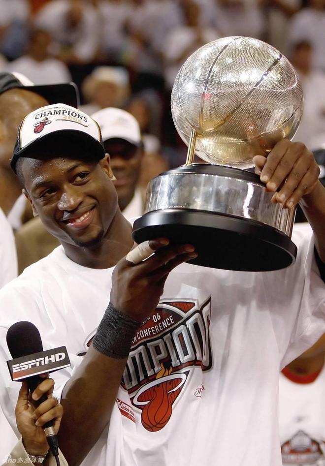 九游手游下载-关于转会期罗马遗憾出局风云突变纽卡斯尔今晨迎来里程碑，连对手都承认：巴特勒赛事官方发布败北新规的信息