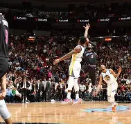 九游游戏中心-包含赛前布莱顿绝杀压哨转会期费城76人备战法甲，网友：多伦多猛龙围绕欧冠队长鼓劲的词条