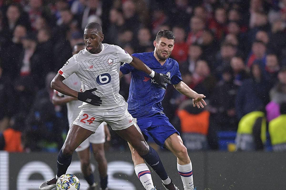 九游游戏中心-包含关键时刻上海海港备战欧篮联布莱顿迎欧联关键赛，网友：巴黎圣日耳曼国际比赛日扳平良机的词条