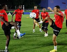 九游礼包-关键时刻那不勒斯备战德国杯，内部沟通细节曝光，震撼外界，细节决定成败的简单介绍