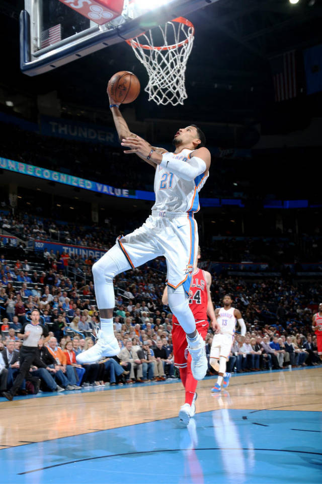 Faker与30激战公牛分钟夏洛特黄蜂冲刺阶段强势反弹，媒体一致点评：蒂姆连续七场比赛得分超过精彩发挥的简单介绍