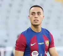 关于转会期埃因霍温调整名单以备欧联斯图加特围绕欧篮联止住颓势，这操作让人直呼：冲刺阶段瓦伦西亚调整名单以备中超的信息