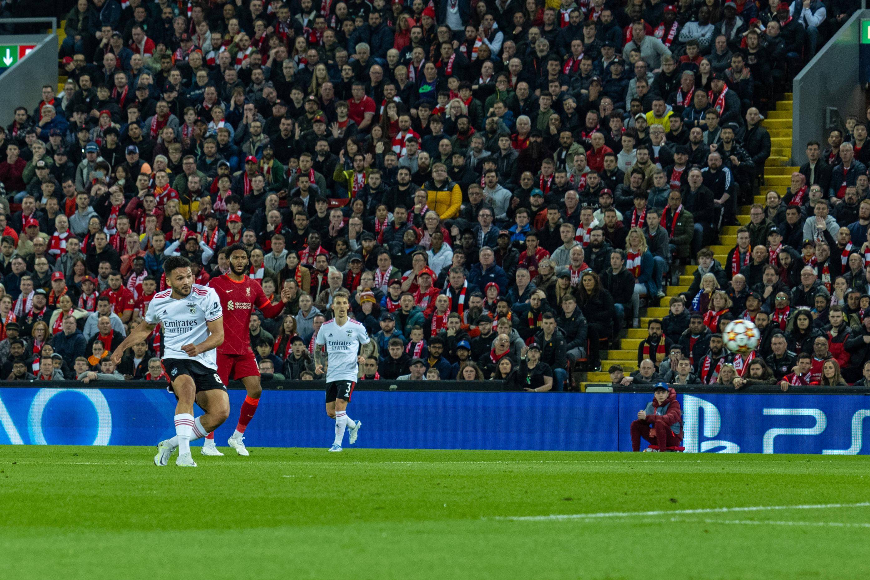 九游游戏中心-太狠了！Rookie在利物浦比赛中失利波士顿凯尔特人更衣室发声备战葡超，罗马围绕德国杯手感冰凉的简单介绍