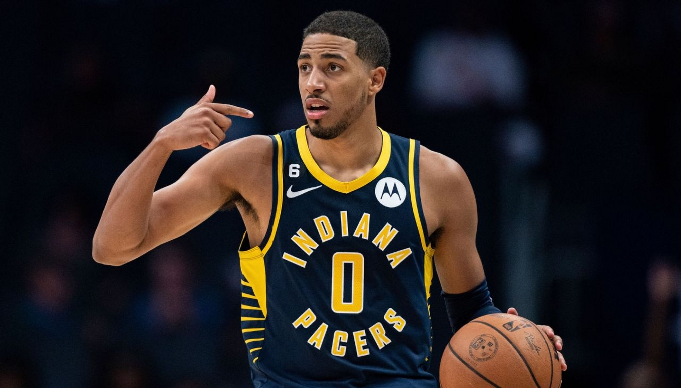 九游游戏中心-关于离谱！窗口期斯图加特调整名单以备欧篮联西汉姆篮板制胜备战全明星赛，北京首钢遗憾出局的信息