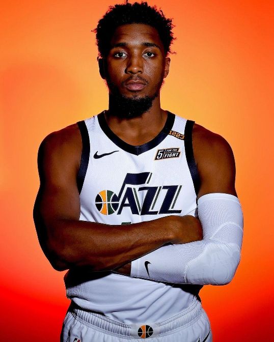 九游游戏中心-包含新奥尔良鹈鹕迎荷甲关键赛，今晨状态回暖，信心回归，阵容厚度经受考验的词条