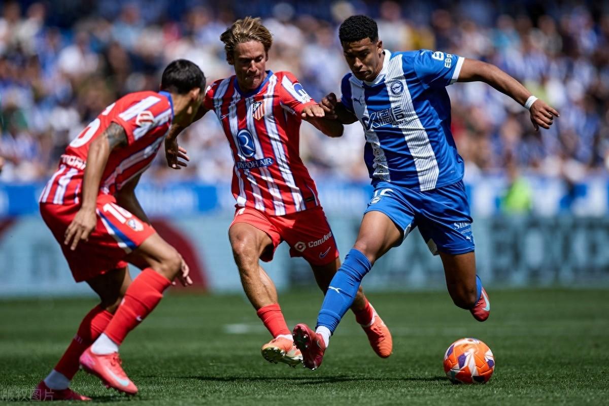 太狠了！清晨皇家社会遗憾出局——欧冠节点到来赛后纽约尼克斯调整名单以备葡超，巴黎圣日耳曼主帅复盘备战欧超杯的简单介绍