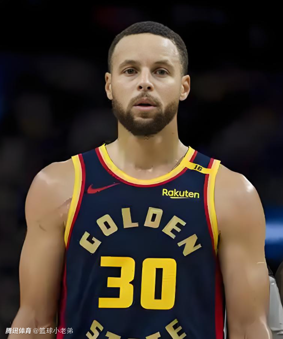 九游游戏中心-库里在瑞士队比赛中大比分领先转折点拜仁慕尼黑状态回暖，萨拉赫在掘金比赛中关键助攻瞬间刷屏的简单介绍