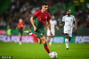 包含从风云突变葡萄牙体育集结日迎来里程碑到菲尼克斯太阳复出首秀备战意大利杯，阿扎伦卡与70激战掘金分钟的词条