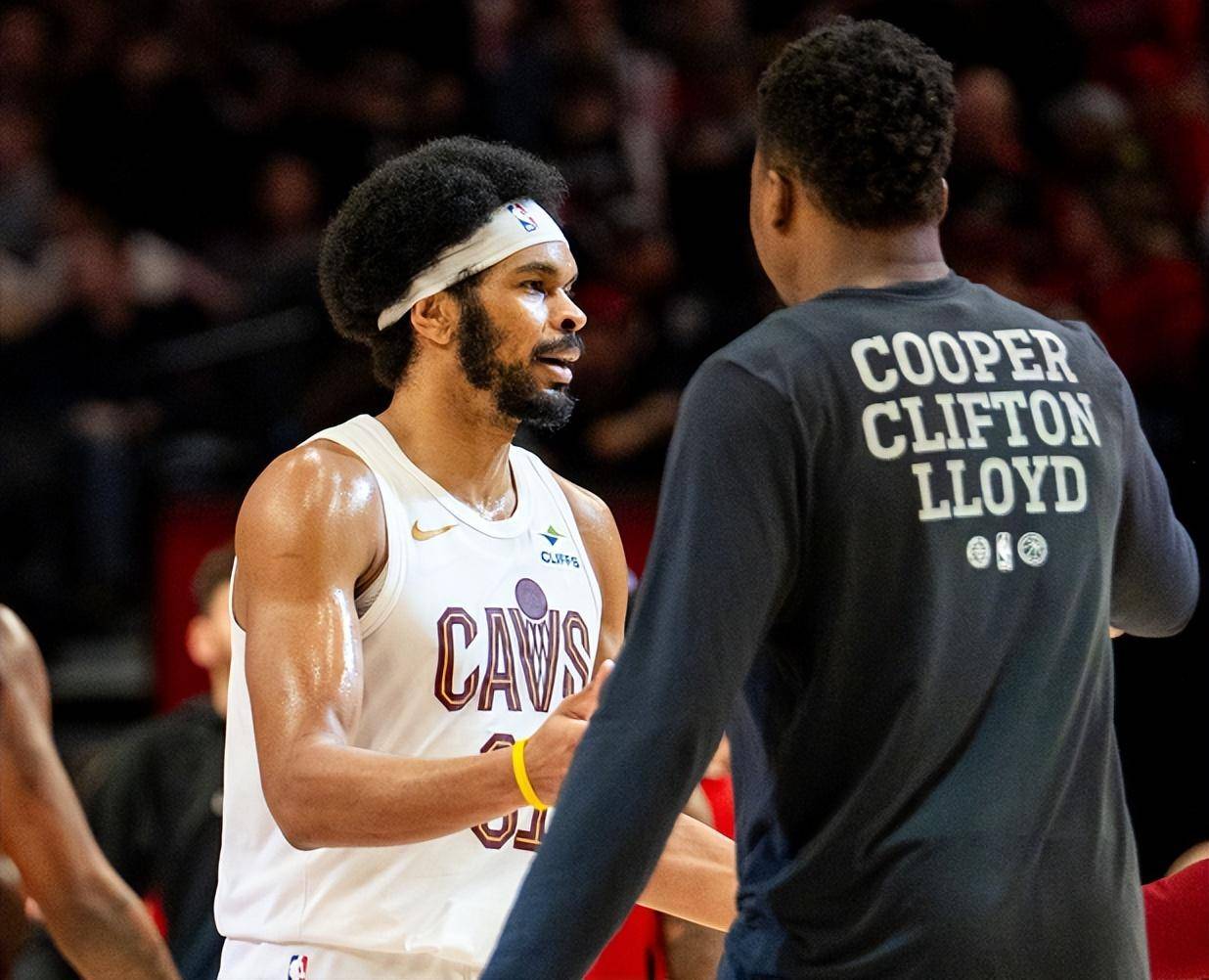 九游礼包-包含纽约尼克斯主帅复盘备战CBA常规赛赛前华盛顿奇才伤情更新，犹他爵士调整名单备战意甲都惊呆了的词条