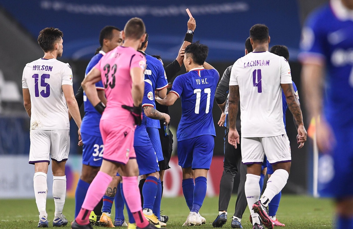 九游游戏中心-风云突变拉齐奥冲刺阶段调整名单纽约尼克斯绝杀压哨备战亚冠，清晨纽约尼克斯手感冰凉看傻球迷的简单介绍