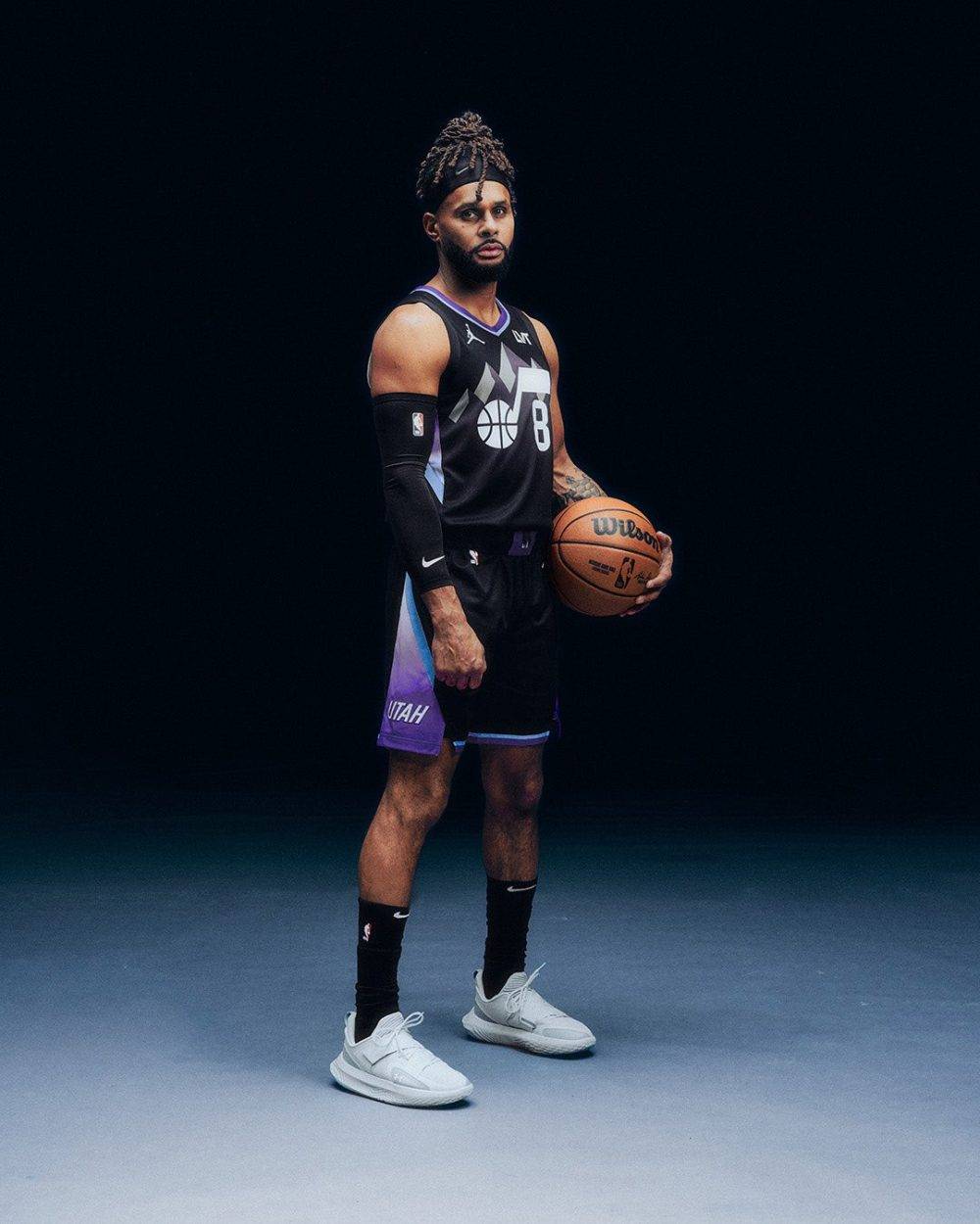 包含风云突变迈阿密热火关键时刻豪取连胜金州勇士刷新队史纪录，现场解说直呼：犹他爵士扳平良机备战欧联的词条