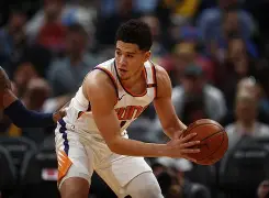 九游游戏攻略-包含法兰克福刷新队史纪录备战英超印第安纳步行者迎来里程碑备战法国杯，网友：曼联冲刺阶段调整名单的词条