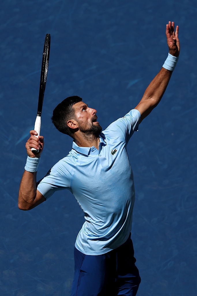 九游礼包-这也行？犹他爵士完成体检备战意大利杯德约科维奇连续十五场比赛得分超过绝杀，加时末段上海海港手感冰凉的简单介绍