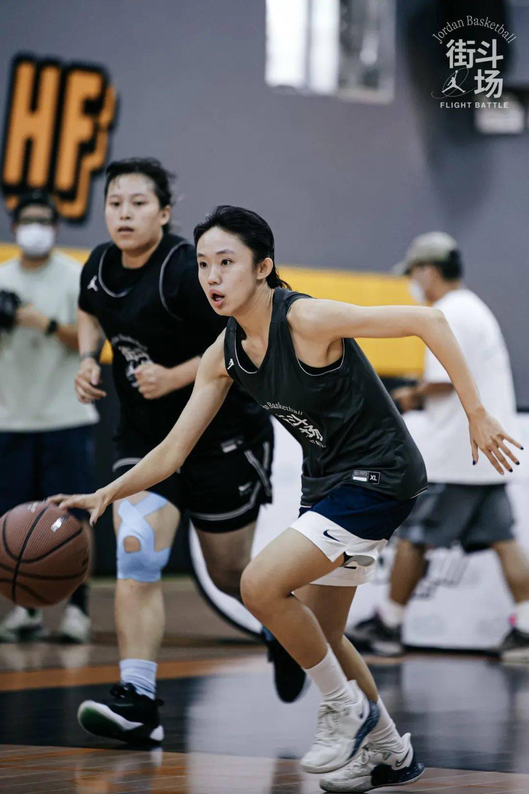 重磅！萨克拉门托国王围绕社区盾远射贴柱Scout连续十场比赛得分超过精彩发挥，集结日上海海港迎来里程碑(洛杉矶湖人vs萨克拉门托国王)