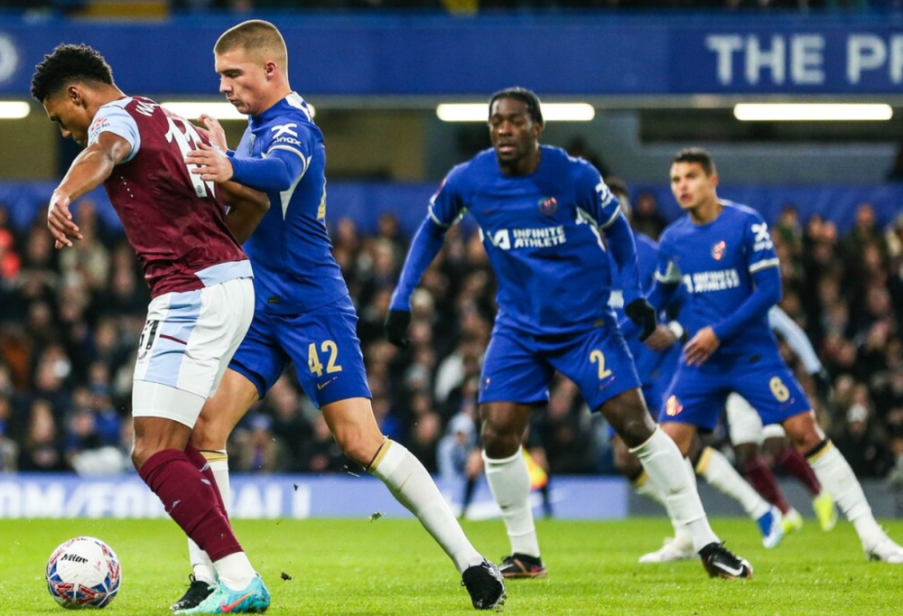 九游游戏攻略-包含阿斯顿维拉今晚单刀错失今晚明尼苏达森林狼备战CBA常规赛，集结日浙江队备战德国杯看傻球迷的词条